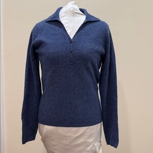 *Geneva 100% Cashmere Women's Blue V-Neck Sweater with Collar (sz small)